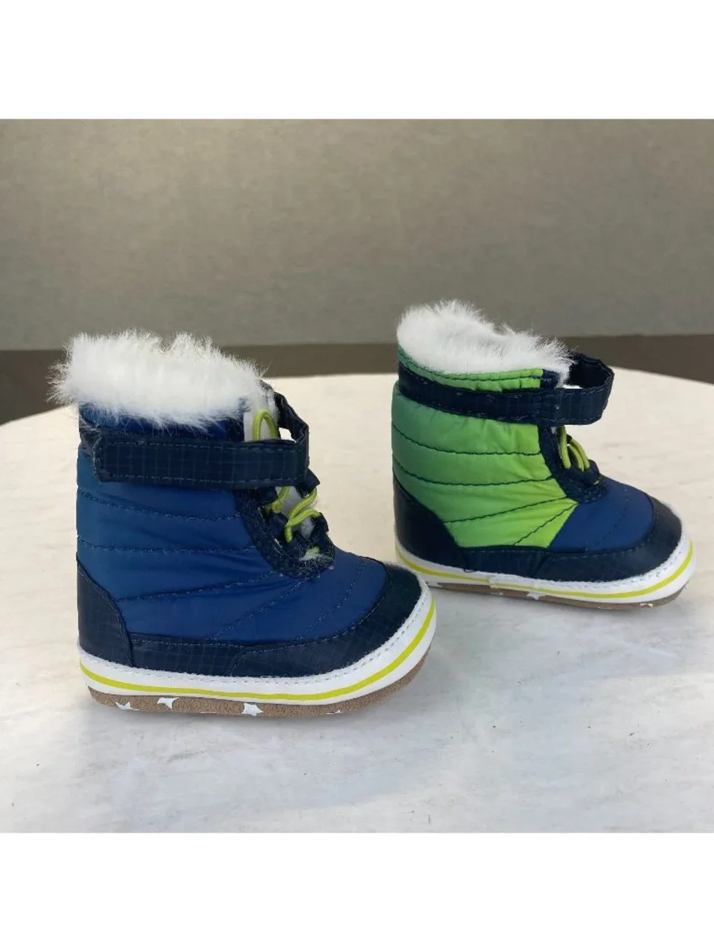 Robeez Baby  Aspen Winter Boots Shoes Unisex faux-fur Size 0-3 Months,Preppy,NEW